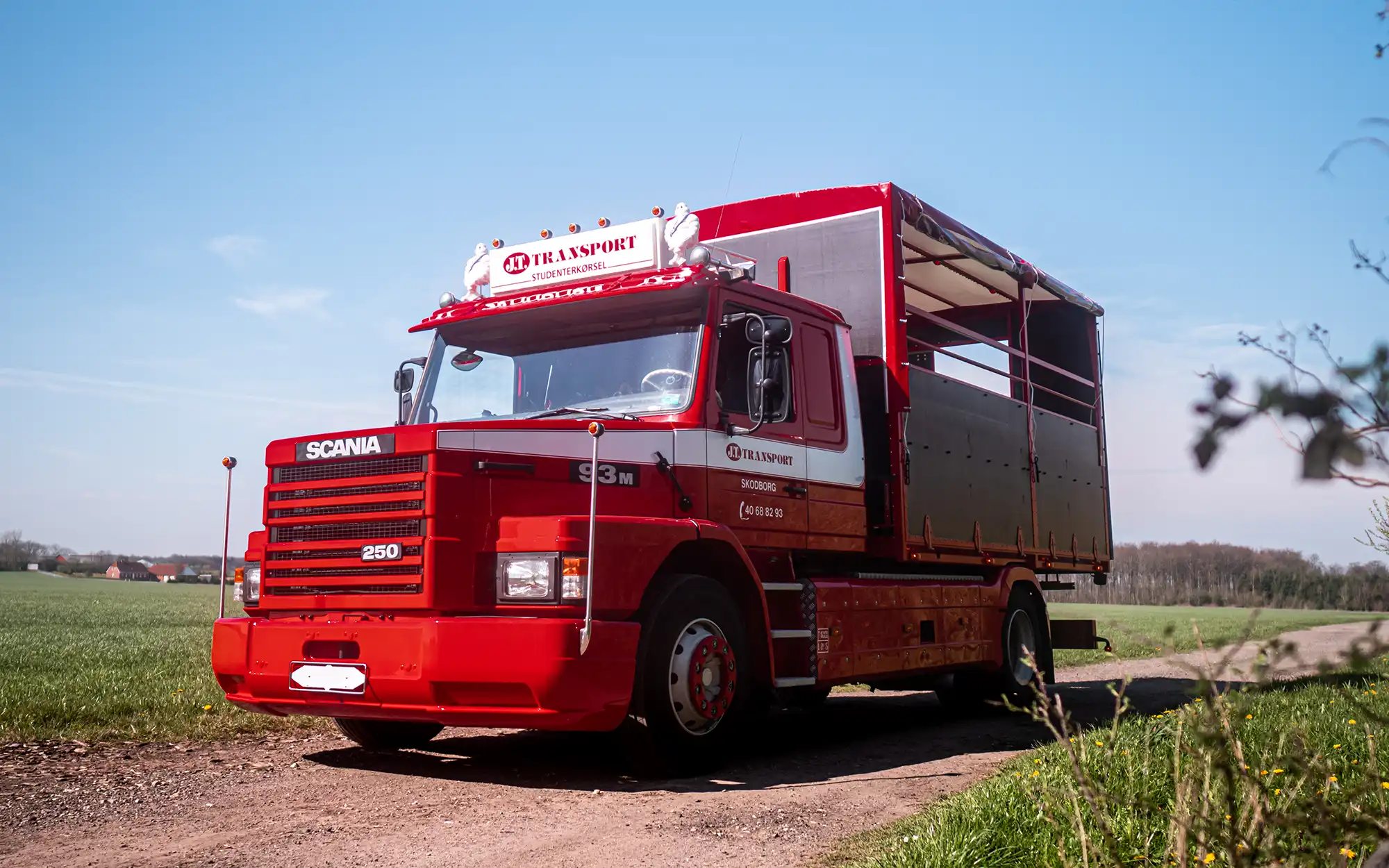 J.T. Studenterkørsel - Scania 93