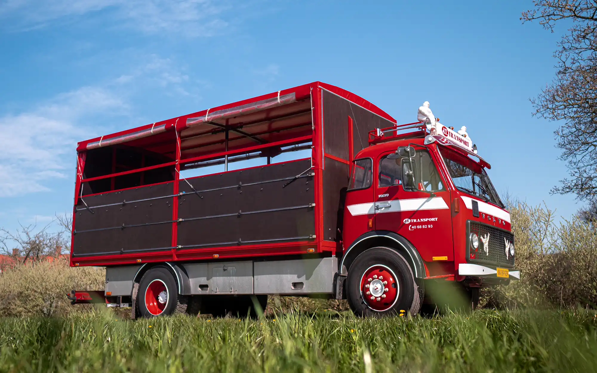 J.T. Studenterkørsel - Volvo F86