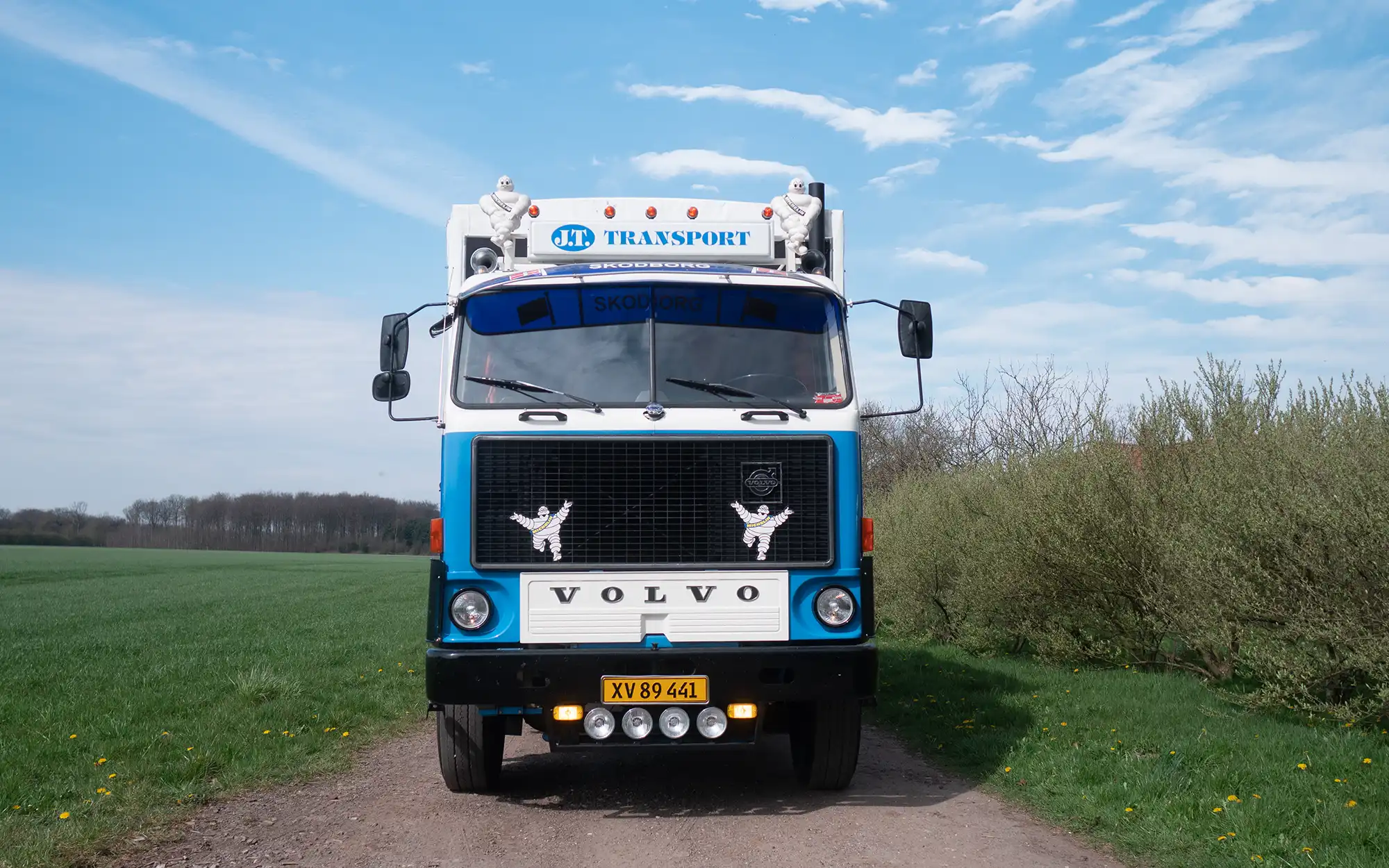 J.T. Studenterkørsel - Volvo F89