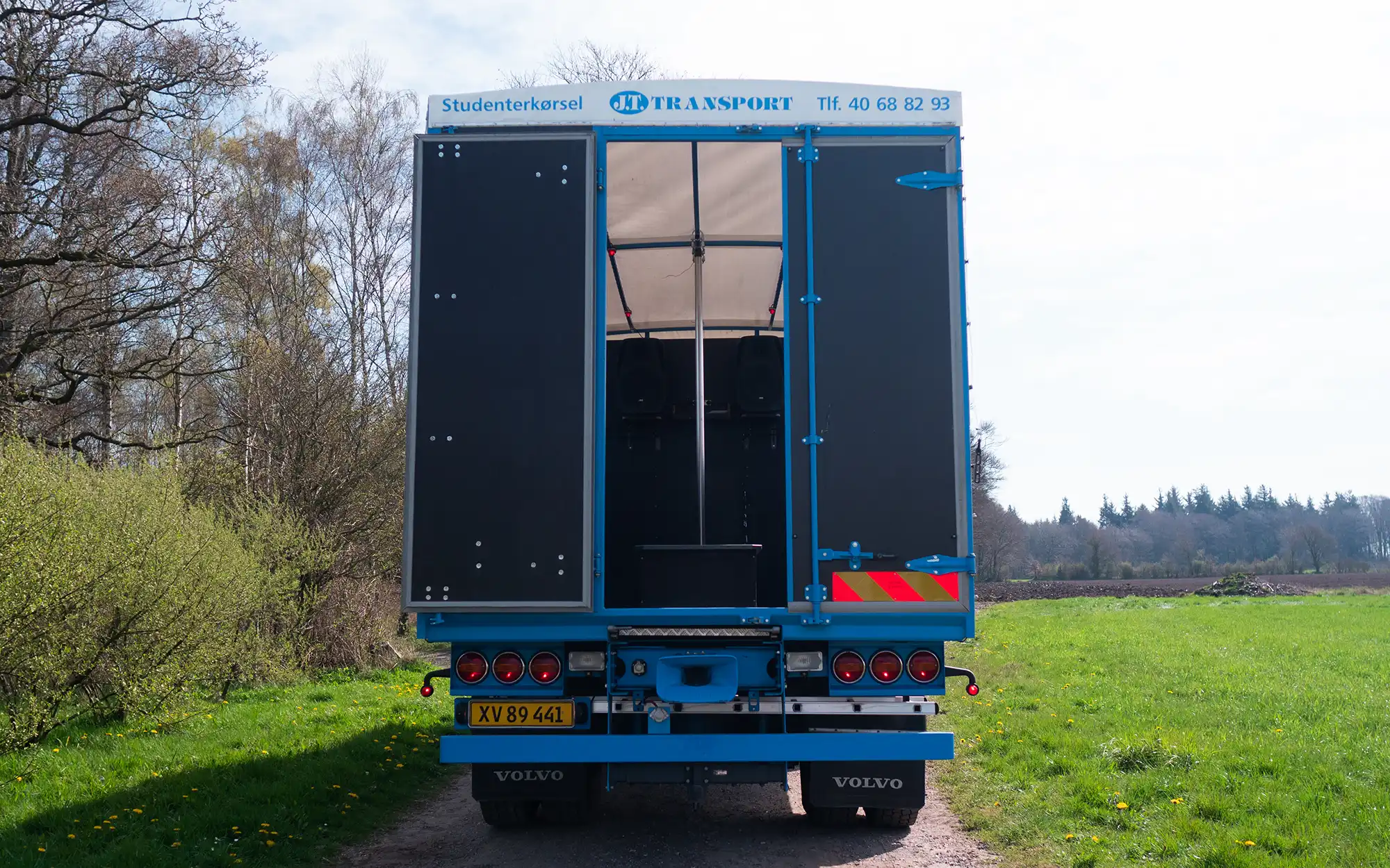 J.T. Studenterkørsel - Volvo F89