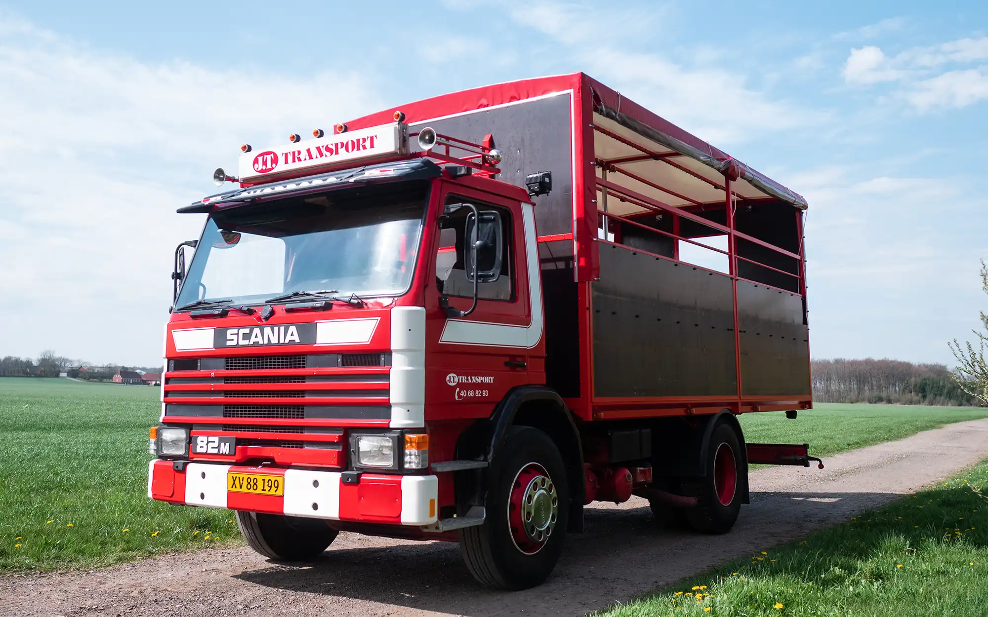 J.T. Studenterkørsel - Scania 82
